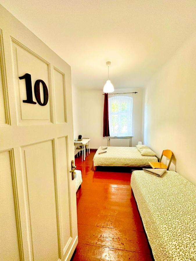 Hostel Atlas' House